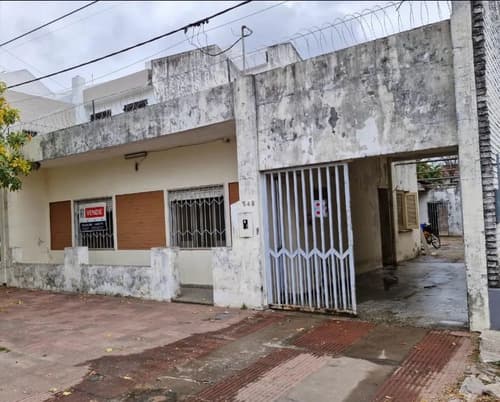 Casa a reciclar en venta microcentro de resistencia