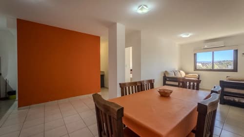 Departamento en venta 1 dormitorio cochera y pileta barrio centro villa carlos paz