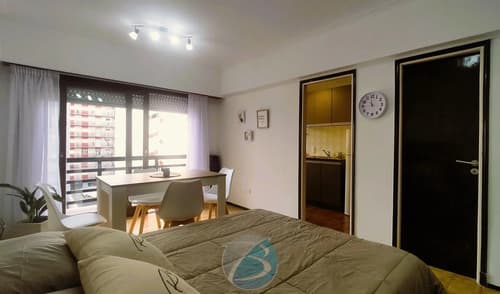 Alquiler 24 meses ambiente con balcon al contrafrente