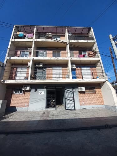 Ideal inversionistas vendo edificio con 19 departamentos 12 de un dormitorio mas siete monoambientes excelente rentabilidad