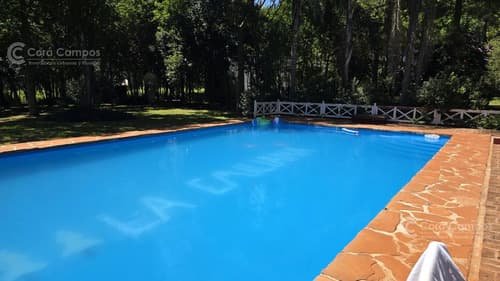 Se vende chacra con 3 cabanas piscina arroyo perforacion