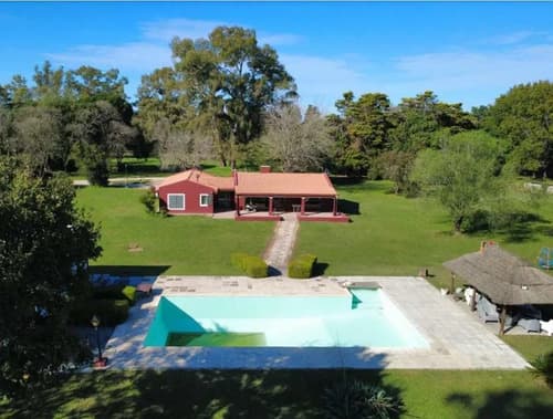 Finca con terreno en venta en zarate 20 hectareas