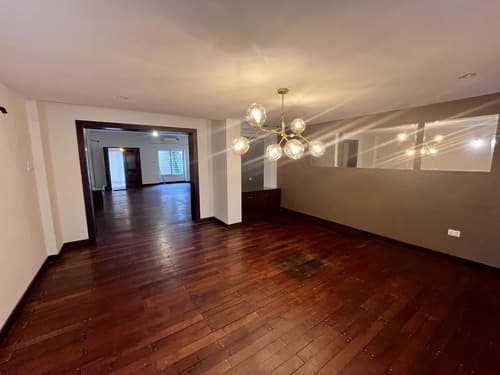 Casa en crisostomo alvarez al 4400 sm de tucuman