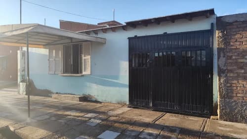 Casa con departamento con ampliacion para local