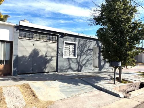 Venta casa departamento barrio fuchs godoy cruz