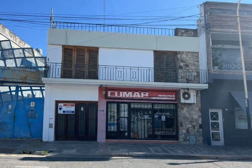 Casa 3 dormitorios local comercial