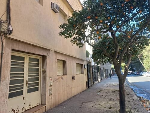 Casa a reciclar modernizar en el corazon de barrio norte en 2 plantas de 4 dormitorios