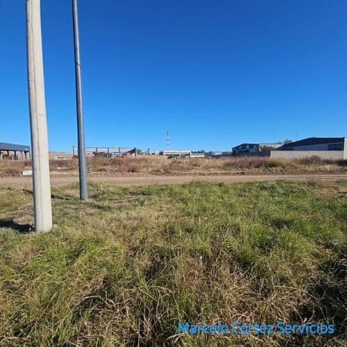 Lote en venta con doble frente sector castelli y ruta a005 rio cuarto
