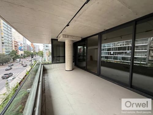 Oficina en alquiler en belgrano seguridad cochera balcon