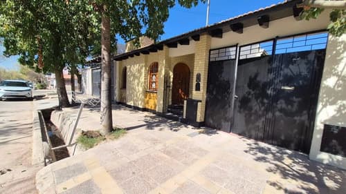 Venta casa gobernador benegas con cochera