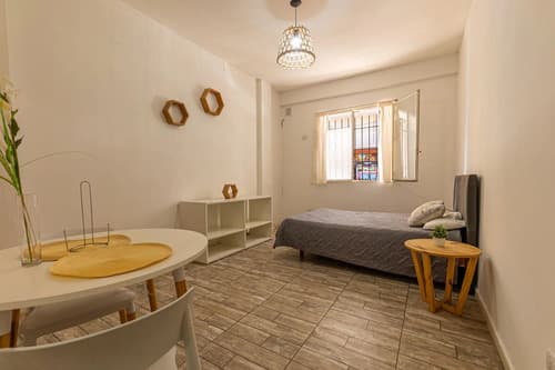 Alquiler monoambiente zona aldrey amoblado