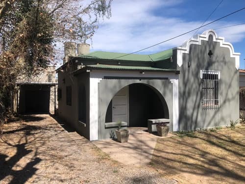 Casa en alquiler dos dormitorios arguello zona norte