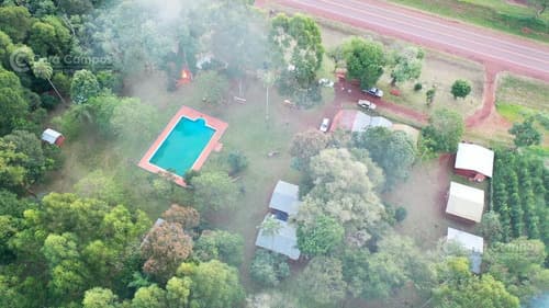 Se vende complejo de cabanas sasfaltopiscina perforacion 21 ha total