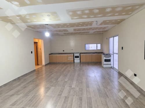 En venta casa de 3 dormitorios a estrenar barrio bella vista plottier