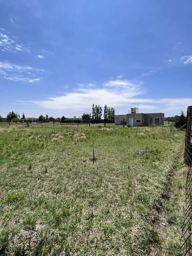 En venta terreno de 920 m2 barrio los caciques rio cuarto