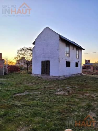 Casa de 2 dormitorios en playas doradas sierra grande