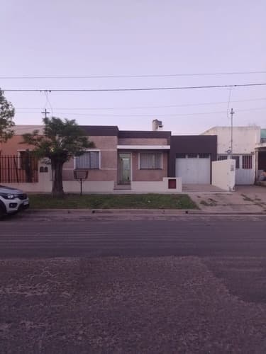 Venta casa en barrio fenix rio cuarto