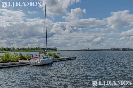 Lotes En Puertos / Escobar