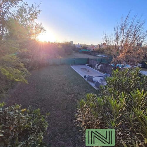 Venta casa en villa catalina 3 dormitorios 2 banos