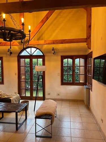 Alquiler casa 2 dormitorios san martin de los andes con cochera