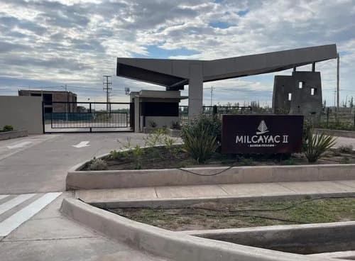 Lote en venta 500 m barrio privado milcayac ii maipu apto construccion orientacion ideal