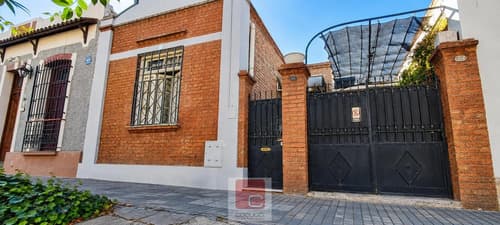 Casa parque central entrada independiente y cochera ciudad de mendoza