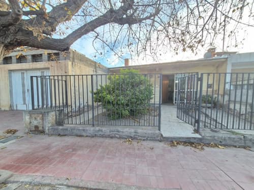 Venta casa villa nueva con cochera