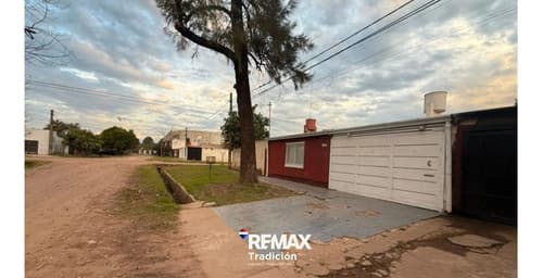 Casa de 4 ambientes en venta en las 240 viviendas