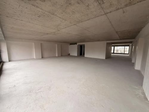 Venta oficina de piso entero 216m2 salta 960 constitucion