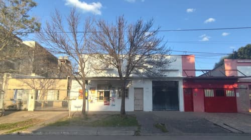 Venta de 3 casas en un terreno en resistencia