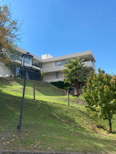 Q2 casa de categoria 4 dormitorios venta