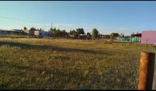 Lote en esquina en entorno natural muy tranquilo en zona turistica a 1000m de las termas y la ruta 14 calles mejoradas ideal para un desarrollo turistico