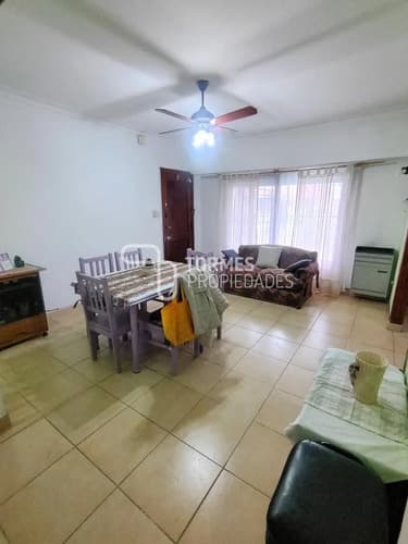 Venta chalet en ph 3 ambientes con garage y patio propio en punta mogotes mar del plata