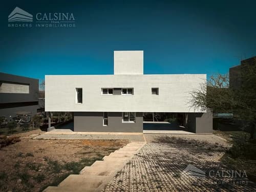 Casa en venta estancia q2 mendiolaza central