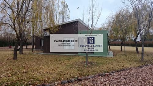 Complejo de 6 cabanas pileta climatizada y sala de juegos con amplia proyeccion