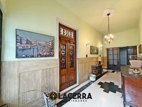 Lote de 239 m en flores gran potencial para desarrollo