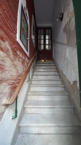 Azcuenaga esquina san luis balvanera fac de medicina gran ph x escaleras