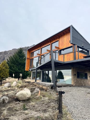 Venta casa 2 dormitorios san martin de los andes con cochera