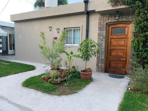 Casa ph castelar norte zona residencial muy buen estado