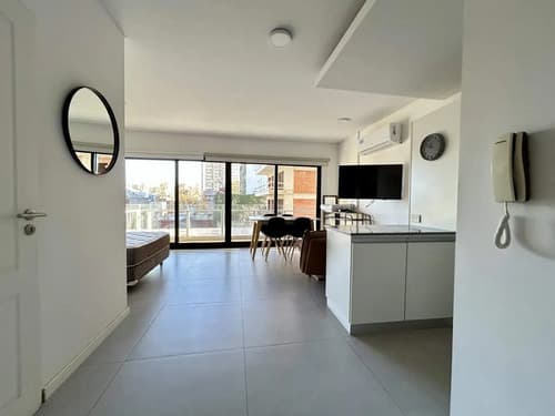 San telmo av san juan al 200 amplio monoambiente con balcon aterrazado vista abierta y mucha luz a metros de puerto madero