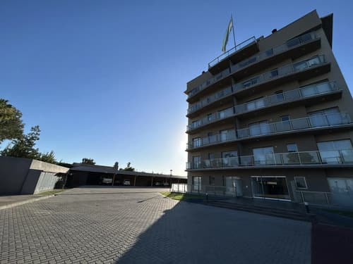 Departamento con pileta en torre dean funes alquiler