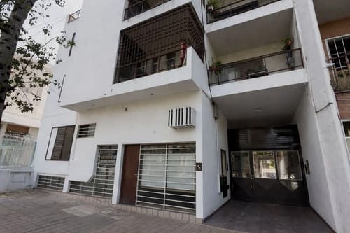 Alquiler dpto 3 dorm cochera en centro carlos paz