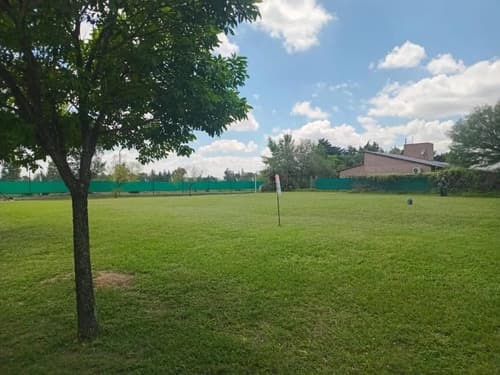 Vendo terreno lote 1050 mtrs excelente ubicacion a dos cuadras de la guardia principal