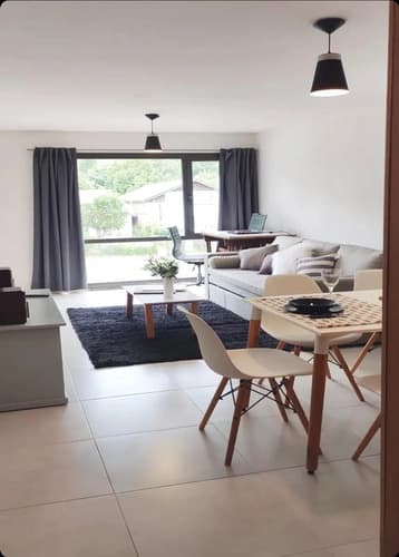 Venta de departamento de 2 ambientes con cochera