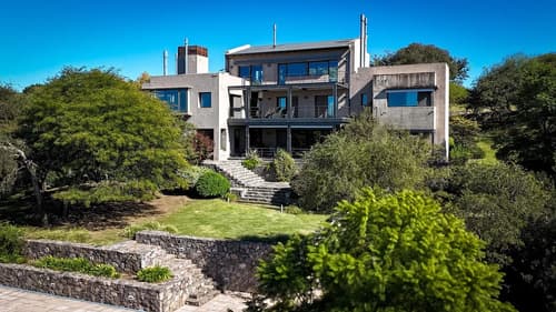 Casa en venta 4 dormitorios en corral de barrancas jerarquia