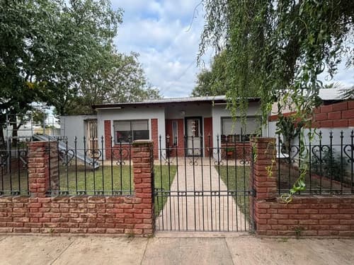 Casas en venta en pergamino con patio y cochera
