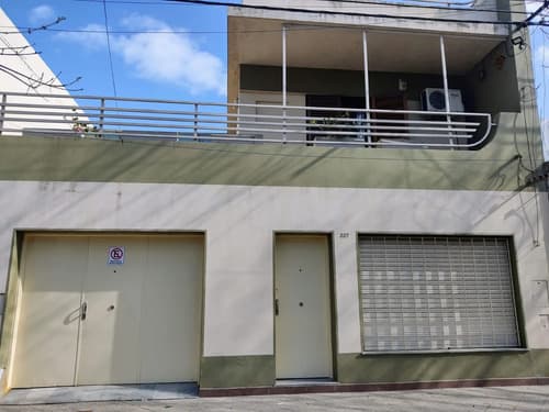 Ocampo al 300 alquiler casa de 3 dormitorios y comodin en rosario