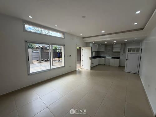 Casa en venta de 3 dormitorios en barrio alta gracia cf1404