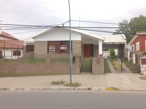 Saldan casa 3 dor 2 banos terreno 600m2 cub 210 m2