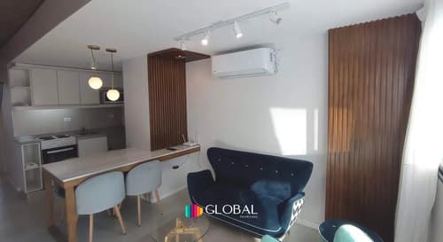 Excelente departamento 1d barrio sur frente a plaza belgrano